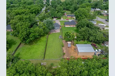 411 Dewitt Street, Collinsville, TX 76233 - Photo 27