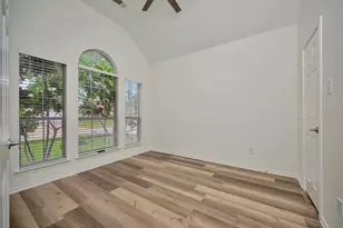 3244 Serpis, Grand Prairie, TX 75054 - Photo 31