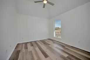3244 Serpis, Grand Prairie, TX 75054 - Photo 27