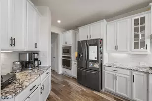 3507 Hathaway Ct, Irving, TX 75062 - Photo 17