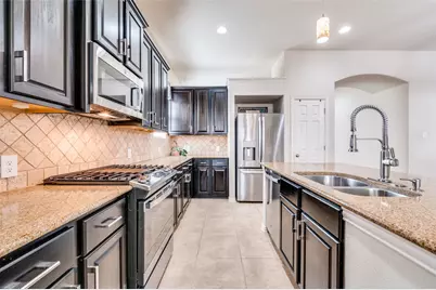 2624 Costa Mesa Drive, Little Elm, TX 75068 - Photo 9