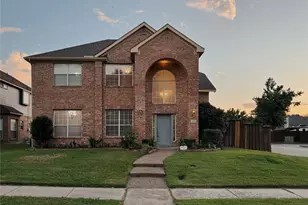 1184 Courtney Ln, Lewisville, TX 75077 - Photo 1