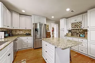 2 Mountain Climb Rd, Sherman, TX 75092 - Photo 13