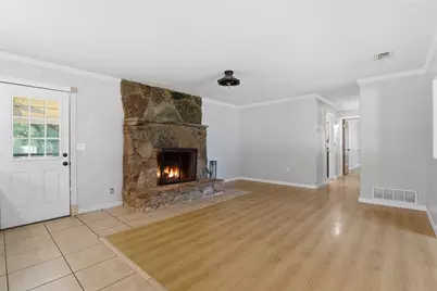 4298 Knob Road, Springtown, TX 76082 - Photo 11