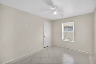 7016 Snowivy Ct, Arlington, TX 76001 - Photo 11