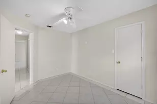 7016 Snowivy Ct, Arlington, TX 76001 - Photo 13