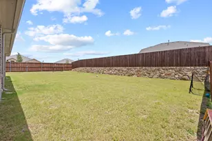 1202 Cyprus Ln, Cedar Hill, TX 75104 - Photo 29