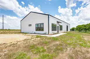 490 Private Rd 4512, Decatur, TX 76234 - Photo 3