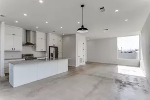 2303 Spencer Ct, Dallas, TX 75208 - Photo 5