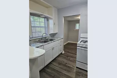 3907 Bois D Arc Street, Greenville, TX 75401 - Photo 7