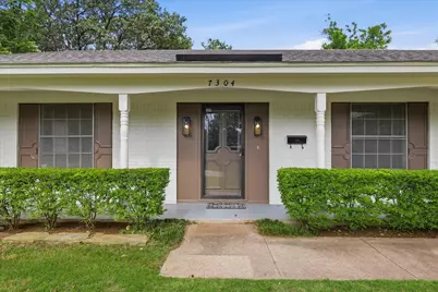 7304 Camelot Road, Fort Worth, TX 76134 - Photo 3