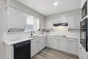 7304 Camelot Rd, Fort Worth, TX 76134 - Photo 9