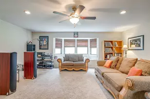 721 NW Wood St, Burleson, TX 76028 - Photo 17