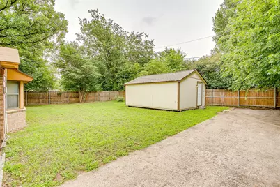 721 NW Wood Street, Burleson, TX 76028 - Photo 23