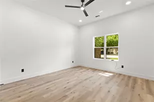 4917 Melodylane St, Fort Worth, TX 76137 - Photo 15