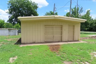 315 E Orville St, Wills Point, TX 75169 - Photo 23