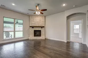 11509 Falcon Trace Dr, Fort Worth, TX 76244 - Photo 9