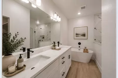 4526 Kolloch Drive, Dallas, TX 75216 - Photo 19
