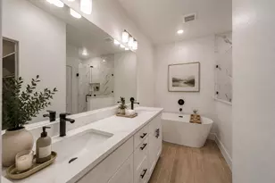 4526 Kolloch Dr, Dallas, TX 75216 - Photo 19