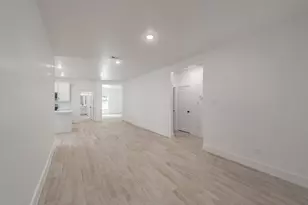 4526 Kolloch Dr, Dallas, TX 75216 - Photo 15