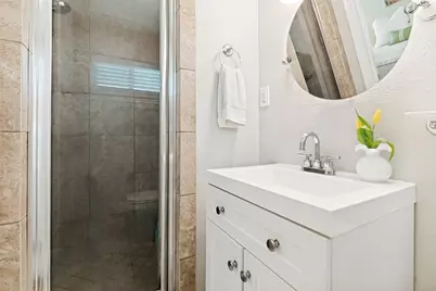 8911 Larchwood Drive, Dallas, TX 75238 - Photo 21