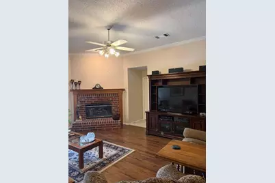 2306 Norwich Drive, Carrollton, TX 75006 - Photo 9