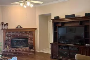 2306 Norwich Dr, Carrollton, TX 75006 - Photo 9