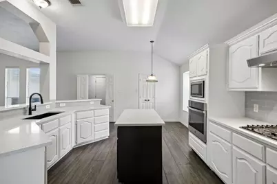 3725 Rosewood Lane, Sachse, TX 75048 - Photo 3