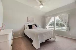 6802 Lochmoor Ln, Garland, TX 75044 - Photo 27