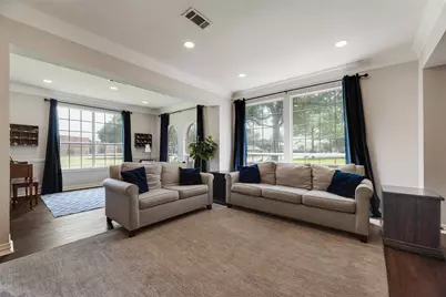 6802 Lochmoor Lane, Garland, TX 75044 - Photo 7