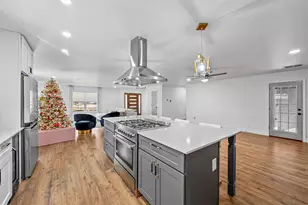9806 Parkford Dr, Dallas, TX 75238 - Photo 5