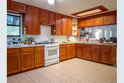 1102 NE 23rd Street, Mineral Wells, TX 76067 - Photo 19