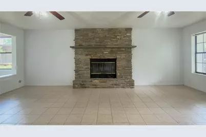 1102 NE 23rd Street, Mineral Wells, TX 76067 - Photo 19
