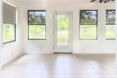 1102 NE 23rd Street, Mineral Wells, TX 76067 - Photo 17