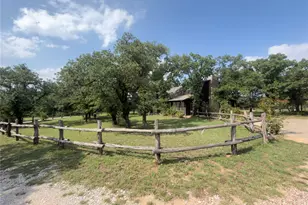 1102 NE 23rd St, Mineral Wells, TX 76067 - Photo 1