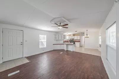 419 Wood River Road, Millsap, TX 76066 - Photo 7