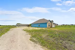 471 Ewing Rd, Ferris, TX 75125 - Photo 3