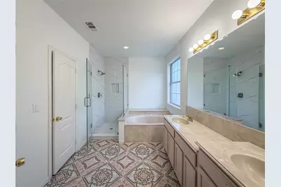 4500 Shadowridge Drive, The Colony, TX 75056 - Photo 7