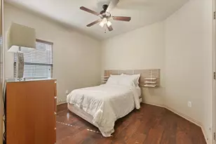 320 Gotland Dr, Grand Prairie, TX 75052 - Photo 7