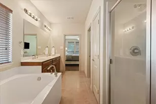 320 Gotland Dr, Grand Prairie, TX 75052 - Photo 23