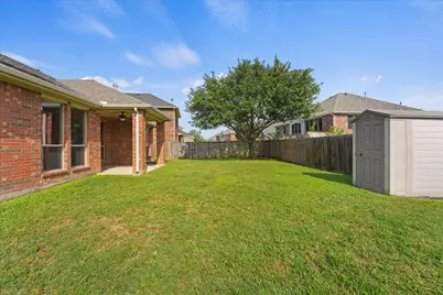 320 Gotland Drive, Grand Prairie, TX 75052 - Photo 27