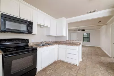 313 N Roe Street, White Settlement, TX 76108 - Photo 11