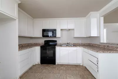 313 N Roe Street, White Settlement, TX 76108 - Photo 9