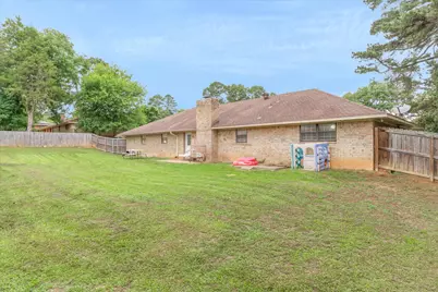 2203 Woodbine Drive, Gladewater, TX 75647 - Photo 31