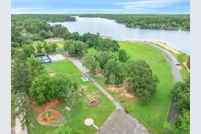 2203 Woodbine Drive, Gladewater, TX 75647 - Photo 35