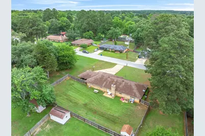 2203 Woodbine Drive, Gladewater, TX 75647 - Photo 29