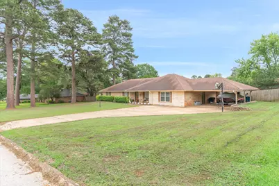 2203 Woodbine Drive, Gladewater, TX 75647 - Photo 3