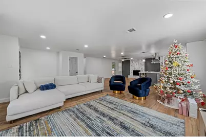 9806 Parkford Drive, Dallas, TX 75238 - Photo 9