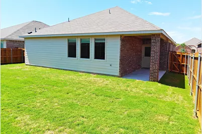 8404 Honeylocust Street, McKinney, TX 75071 - Photo 23