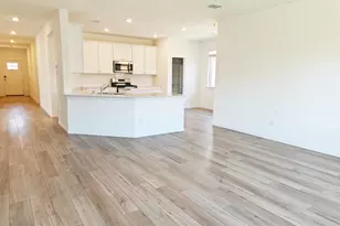 8404 Honeylocust St, McKinney, TX 75071 - Photo 9